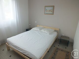  Appartement à louer 2 pièces 45 m²