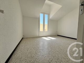  Appartement à louer 2 pièces 34 m²