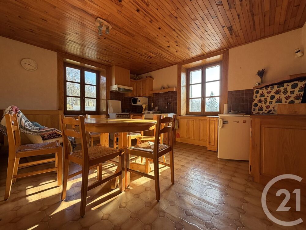 vente Appartement - 12 pièce(s) - 328 m² Les Rousses (39220)