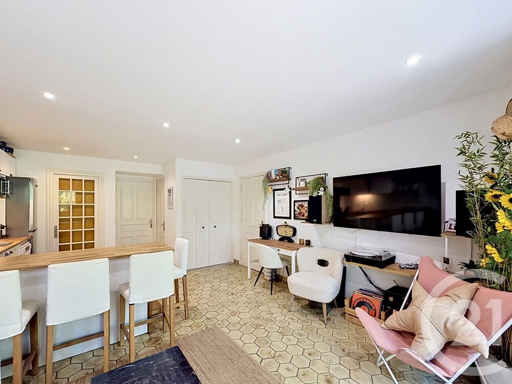 MANDELIEU Bords de Siagne 3P + Chambre et chambre cabi....