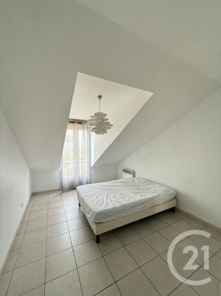  Appartement à louer 2 pièces 36 m²