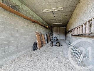  Maison à vendre 2 pièces 300 m²