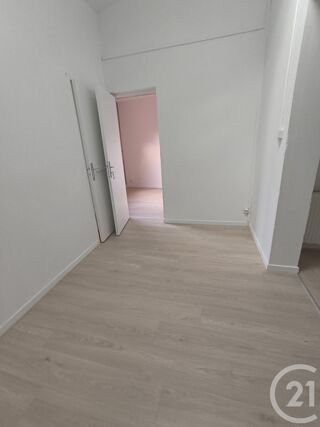  Appartement � louer 4 pi�ces 75 m�