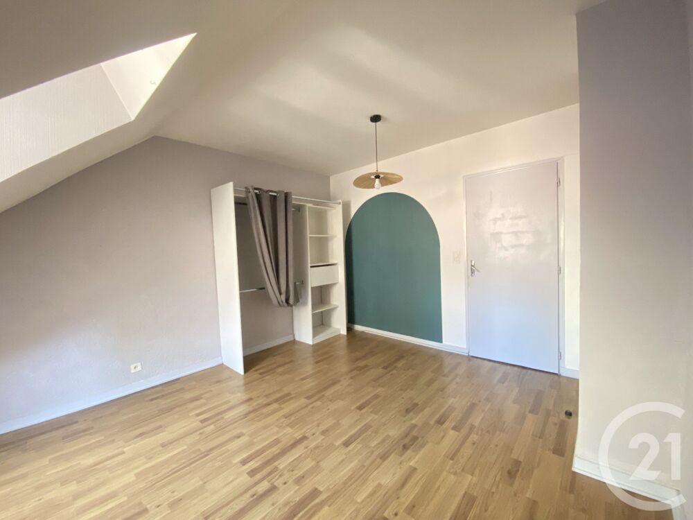 CENTURY 21 CHAPRAIS IMMOBILIER vous propose à la locatio....