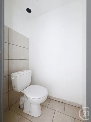  Appartement à louer 3 pièces 60 m²
