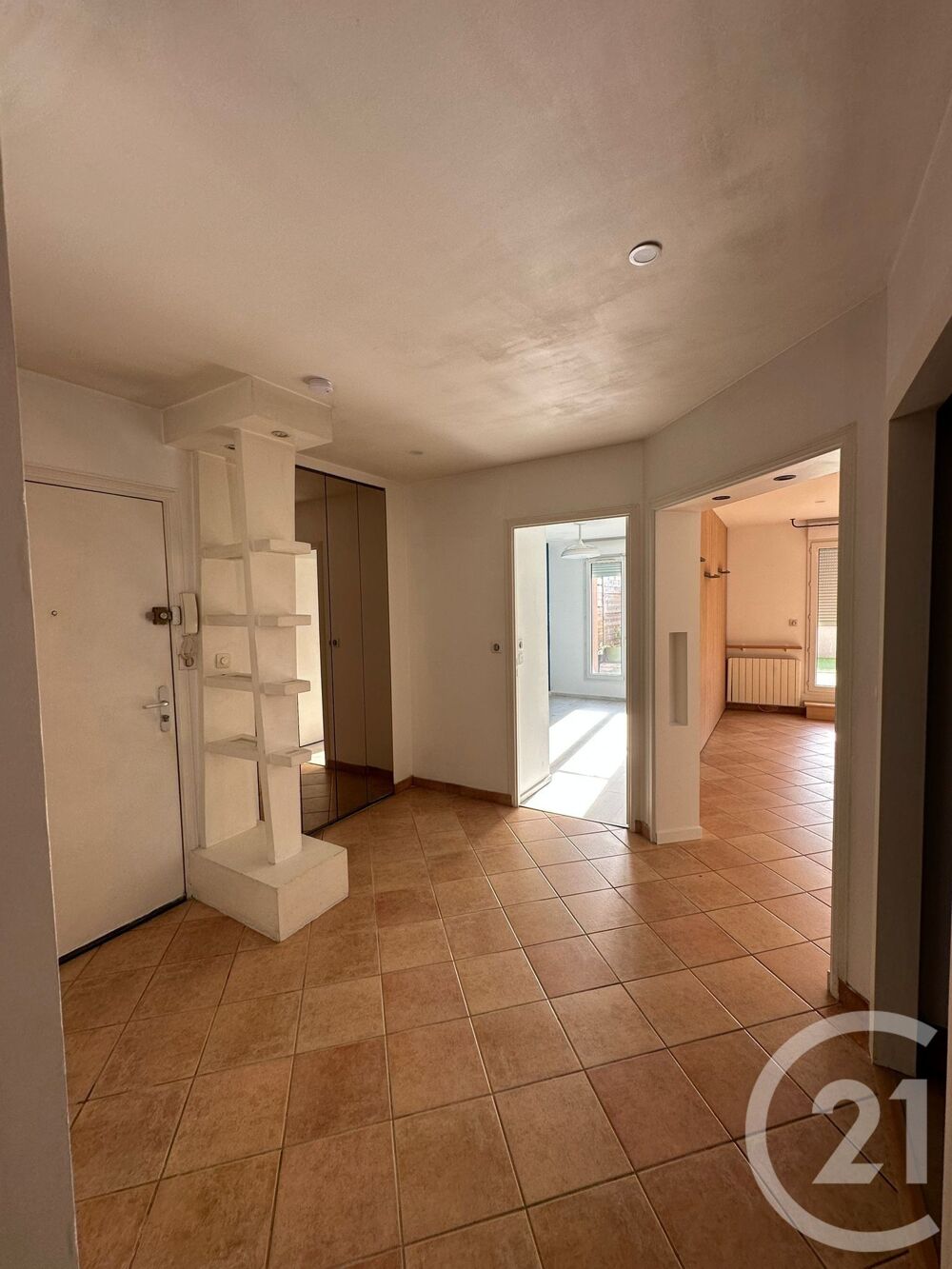 location Appartement - 3 pièce(s) - 66 m² Villeparisis (77270)