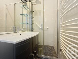  Appartement à louer 3 pièces 59 m²