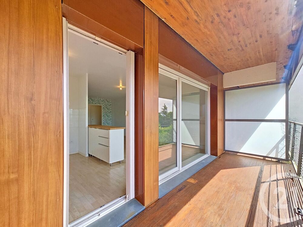 Joué-lès-Tours Cet appartement de 3 pièces est ....