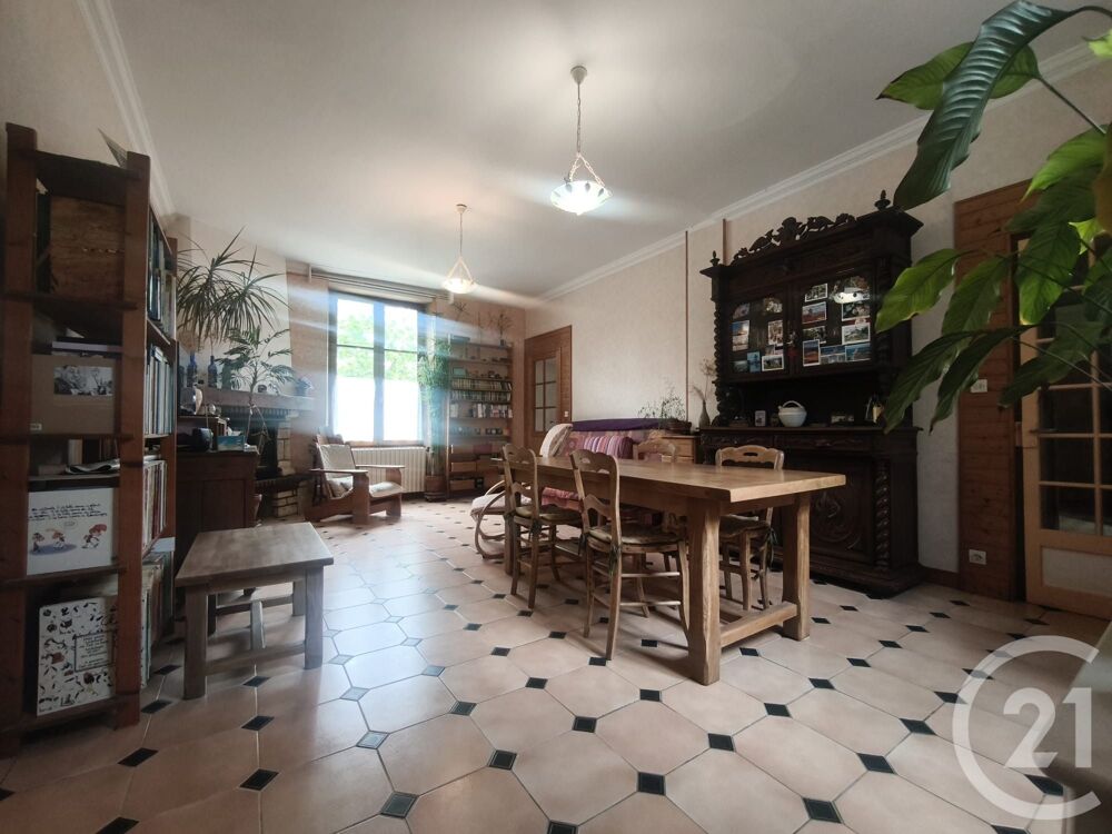 Maison 6 pièces 205 m² · à Varennes Vauzelles · 205 m² · 209 000 €