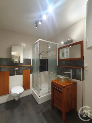  Appartement à louer 1 pièce 28 m²