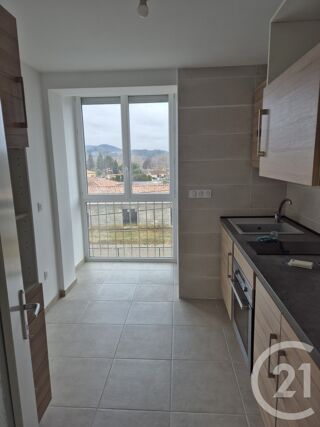 location Appartement - 3 pièce(s) - 69 m² Mirepoix (09500)