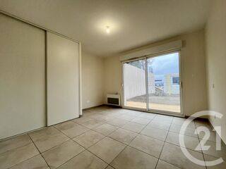  Maison à louer 4 pièces 93 m²