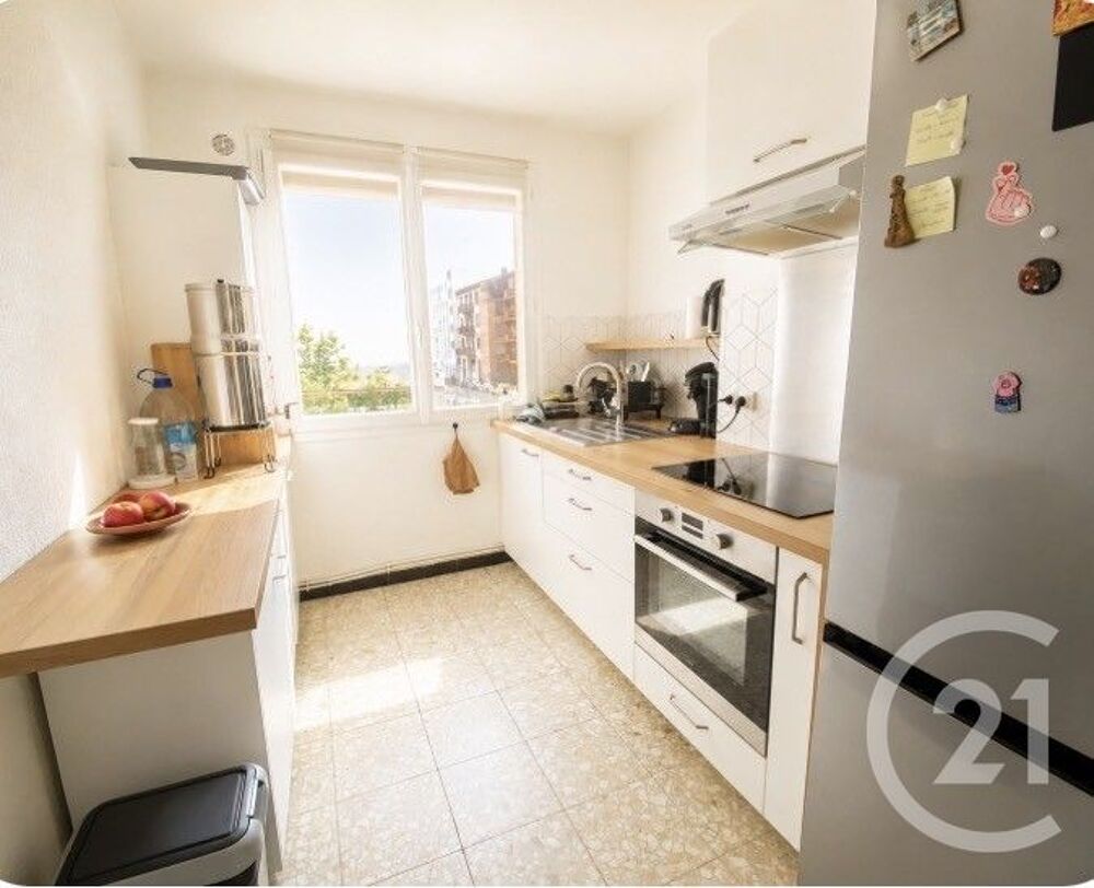 Au c½ur du centre ville de Perpignan, cet appartement T3....