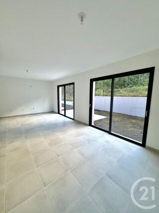  Maison 3 pi�ces 76 m� La turbie