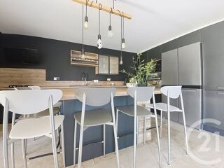  Maison � vendre 7 pi�ces 236 m�