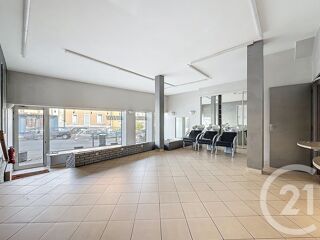  Appartement à louer 3 pièces 70 m²