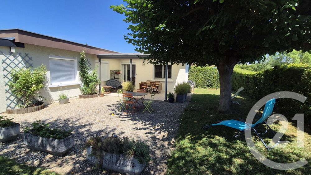 Maison 4 pièces 150 m² · à Montrevel en Bresse · 150 m² · 250 000 €