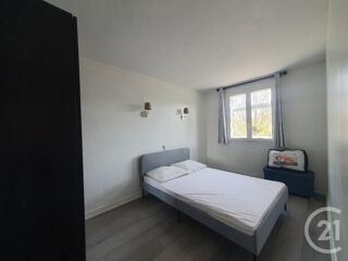  Appartement à louer 4 pièces 62 m²