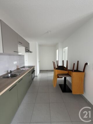  Appartement à louer 3 pièces 55 m²