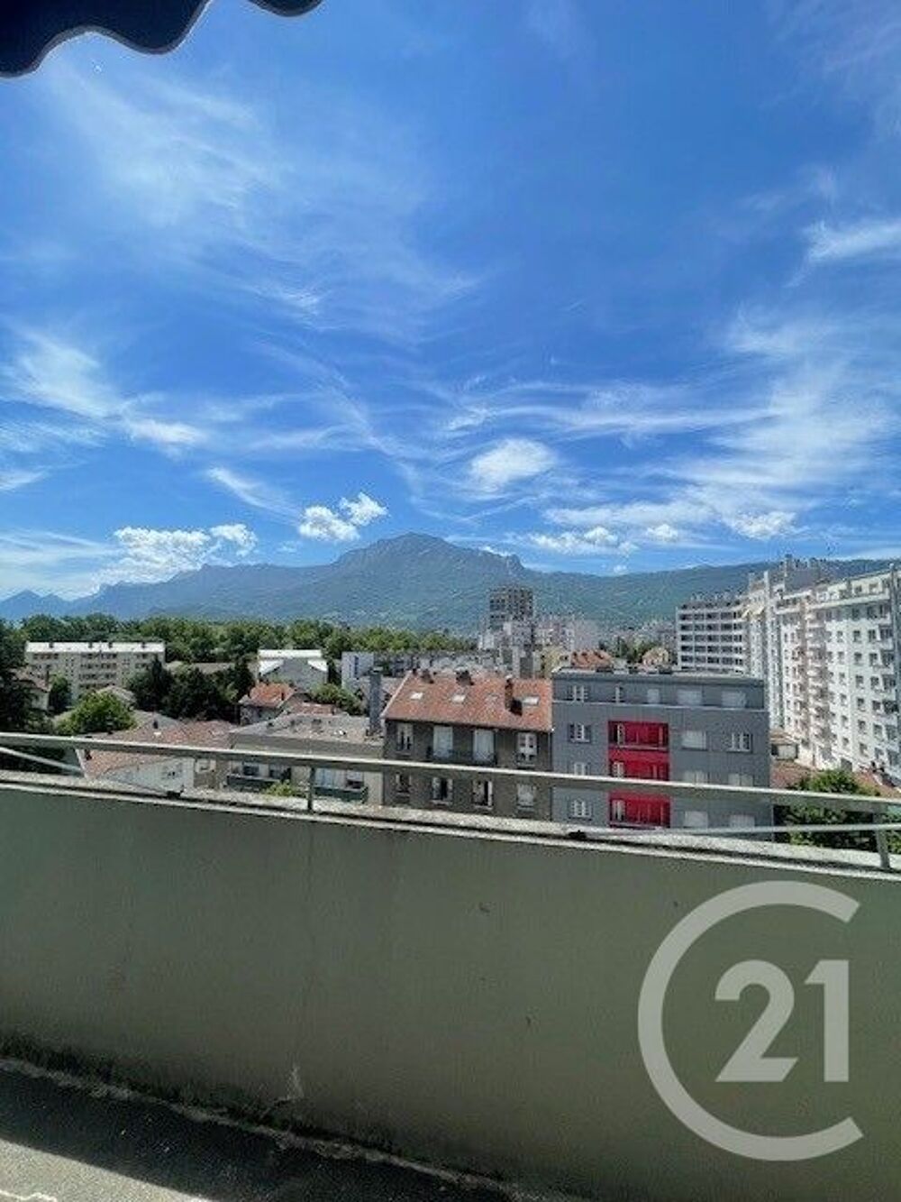 Appartement 1 pièce 29 m² · à Grenoble · 29 m² · 95 000 €