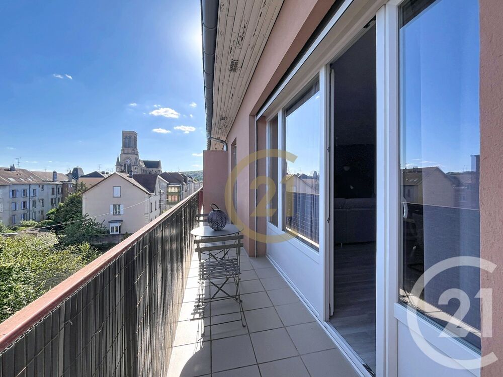 Découvrez ce bel appartement T4 de 91m² sur le secteur S....