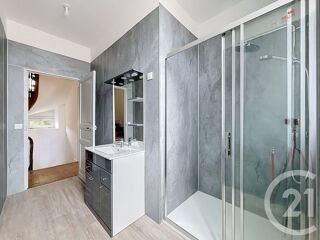  Maison à louer 4 pièces 112 m²