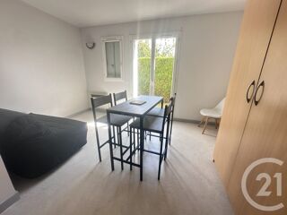  Appartement à louer 1 pièce 21 m²