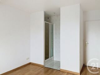  Maison à louer 4 pièces 81 m²