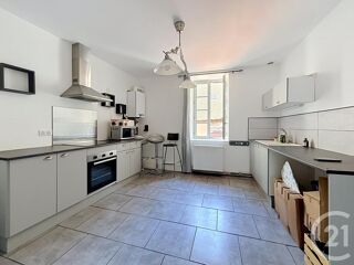  Appartement à louer 3 pièces 70 m²