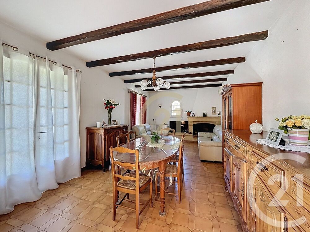 Cette maison familiale d'environ 110 m², située dans le ....
