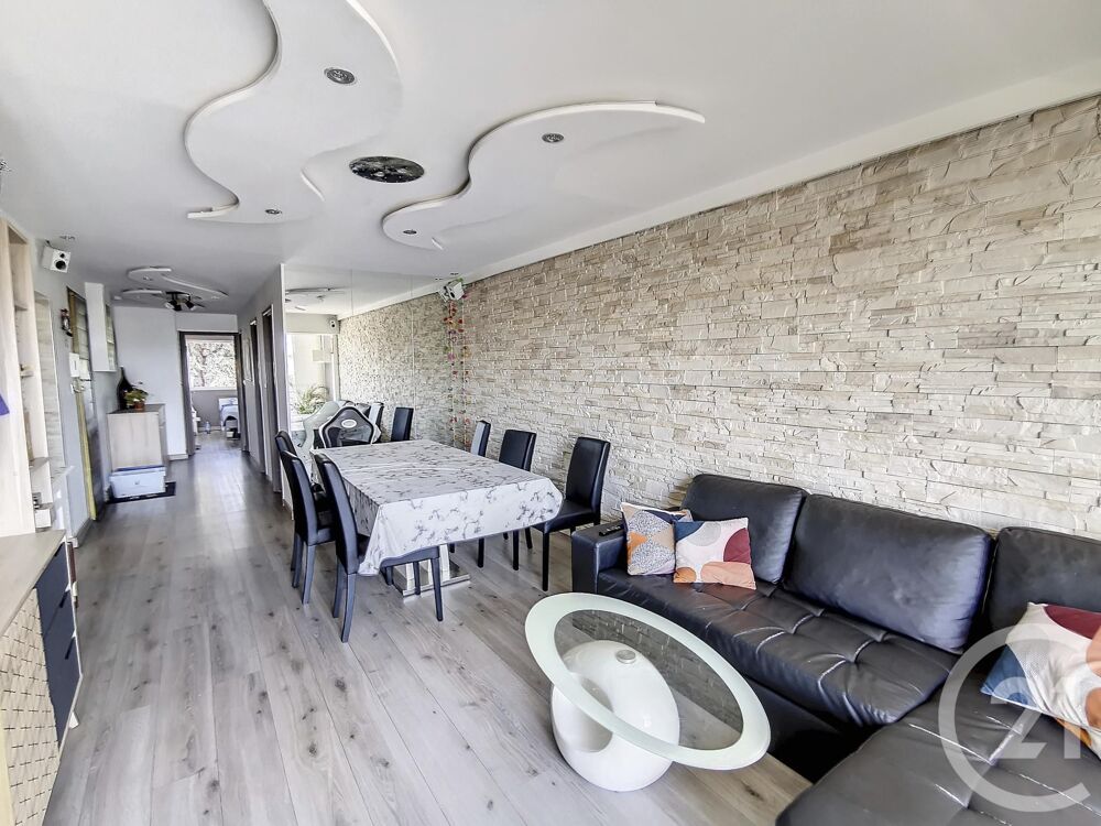 location Appartement - 3 pièce(s) - 56 m² Cannes La Bocca (06150)