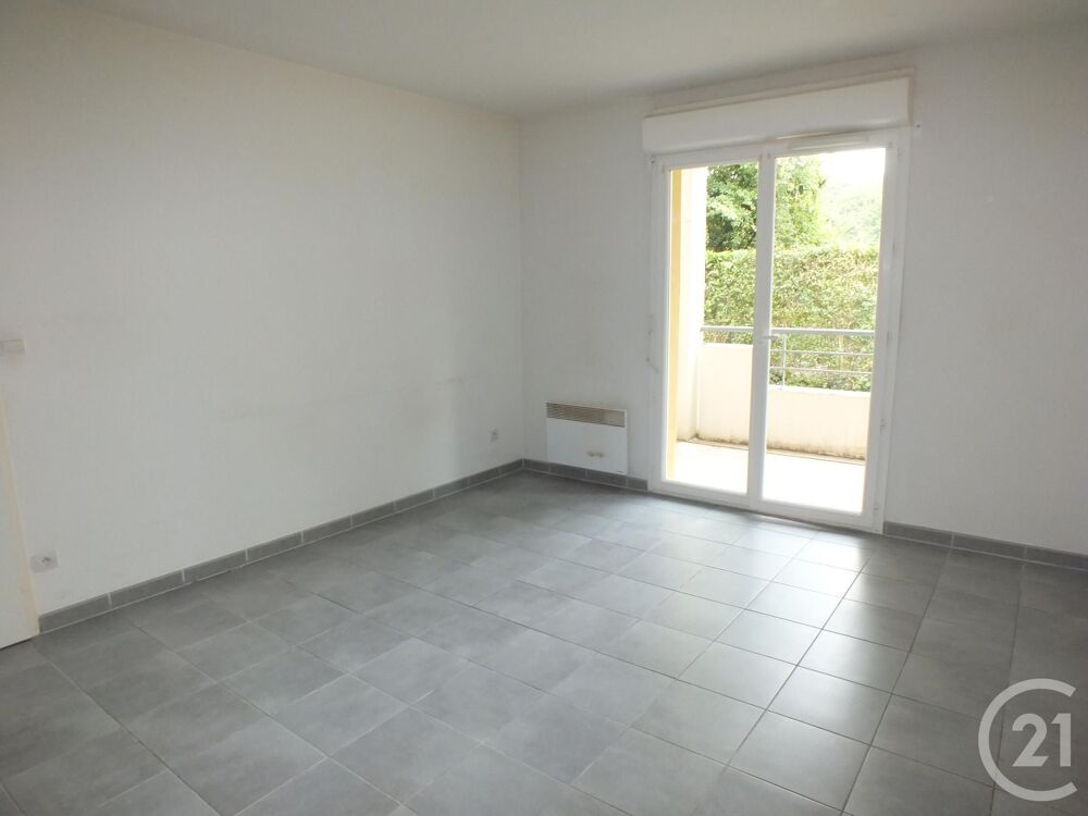 location Appartement - 2 pièce(s) - 37 m² Lannemezan (65300)