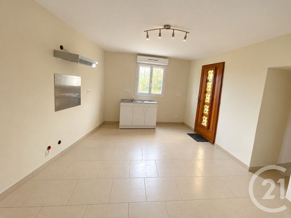 location Maison - 5 pièce(s) - 131 m² Sermaises (45300)