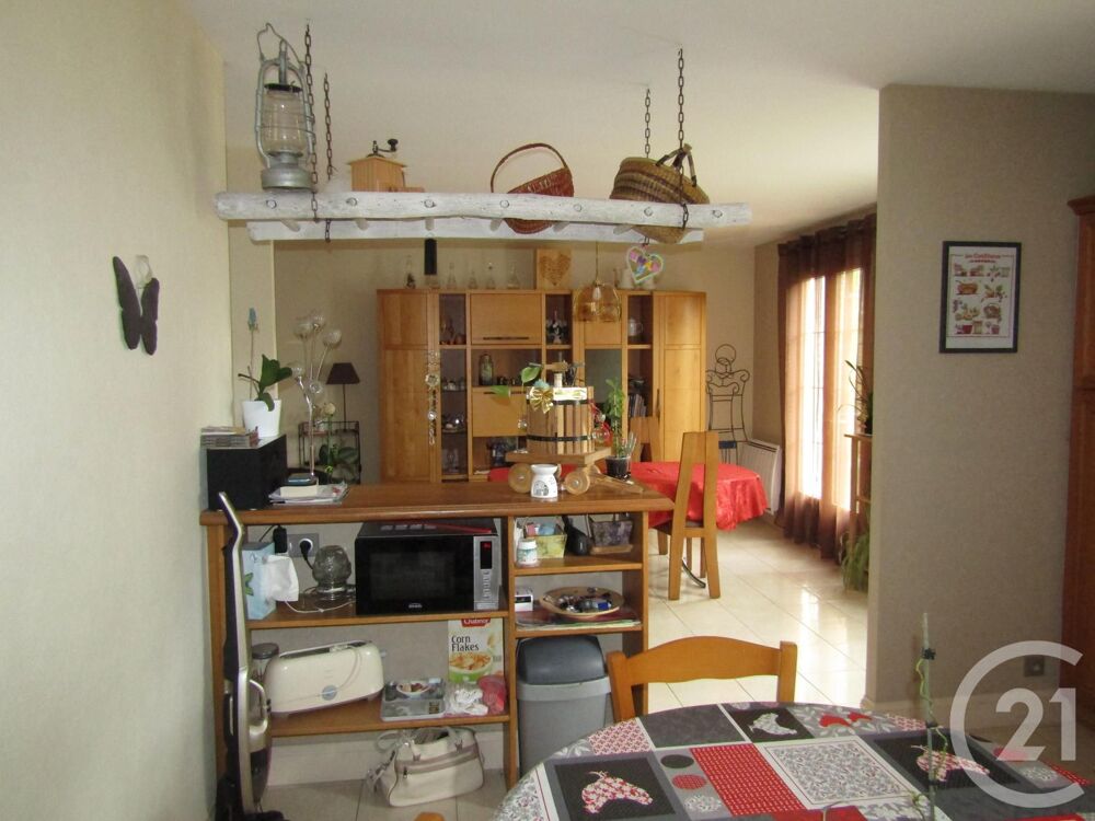 vente Maison - 5 pièce(s) - 132 m² Chef-Boutonne (79110)