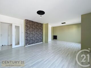  Appartement à louer 4 pièces 101 m²