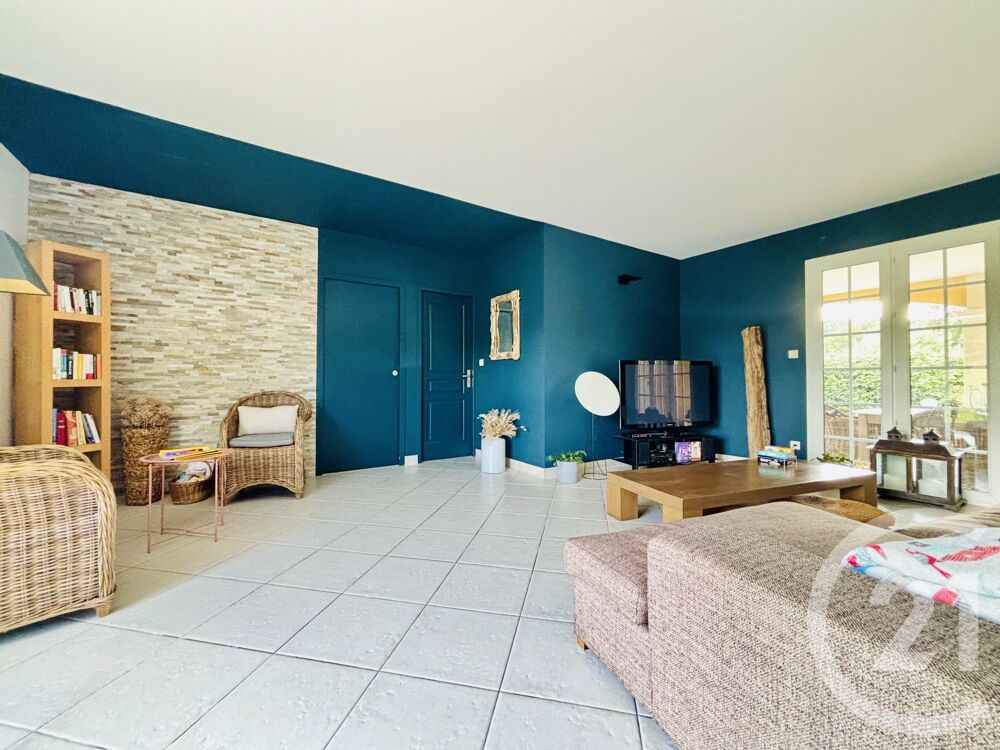 vente Maison - 6 pièce(s) - 222 m² Saint-Martin-de-Valgalgues (30520)