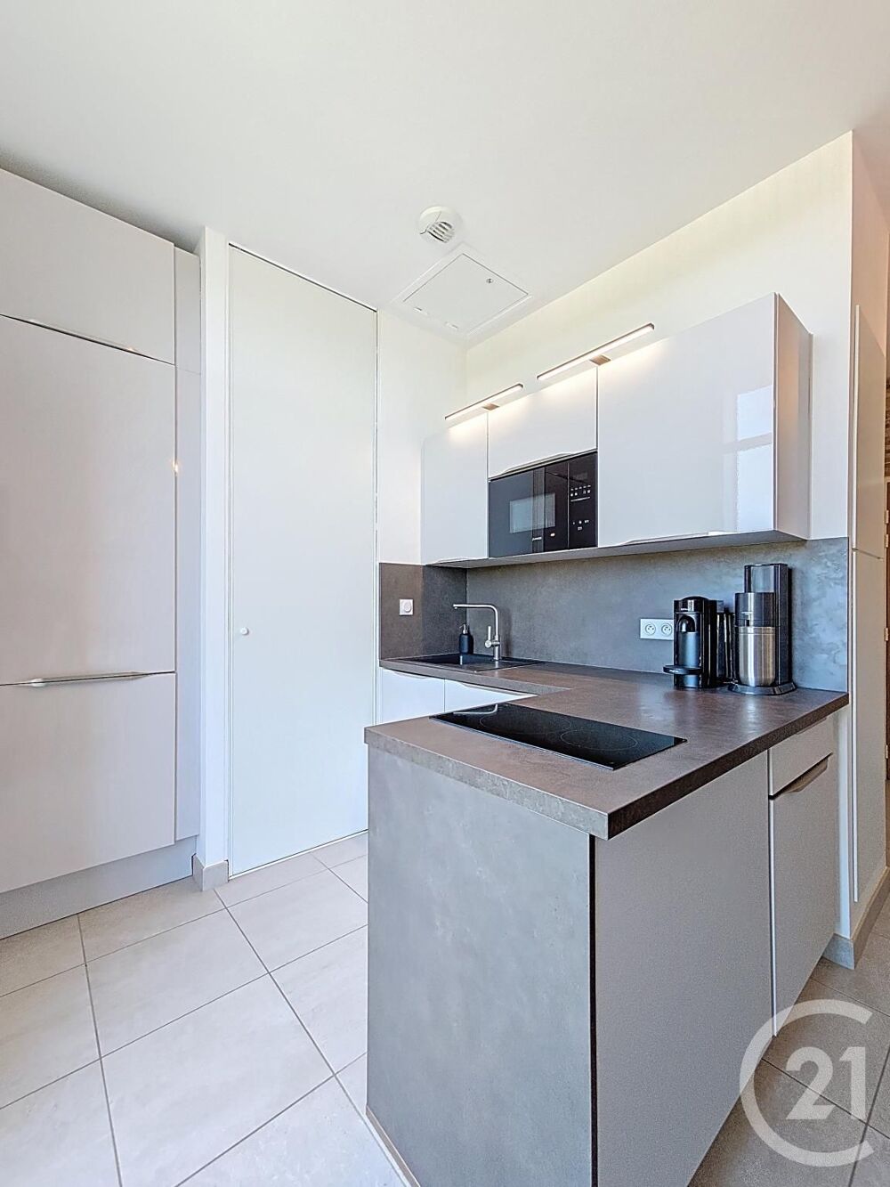 Un écrin réhabilité avec balcons, au c½ur de Tours <....
