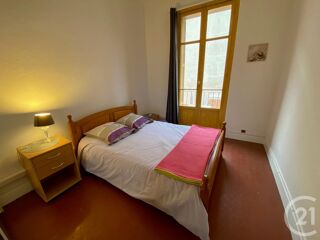  Appartement à louer 2 pièces 45 m²