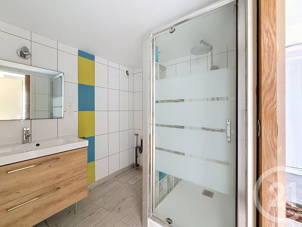 location Appartement - 3 pièce(s) - 59 m² Fesches-le-Châtel (25490)