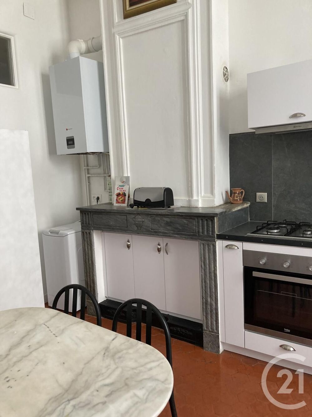 location Appartement - 2 pièce(s) - 87 m² Bagnols-sur-Cèze (30200)