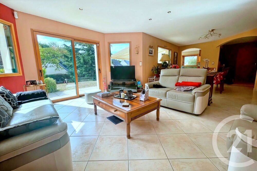 vente Maison - 7 pièce(s) - 244 m² Saint-Avé (56890)