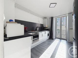  Appartement à louer 2 pièces 45 m²