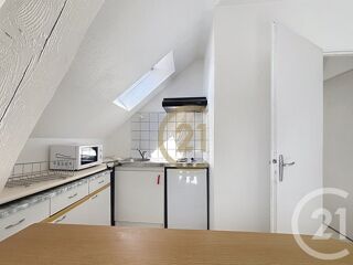  Appartement à louer 1 pièce 25 m²