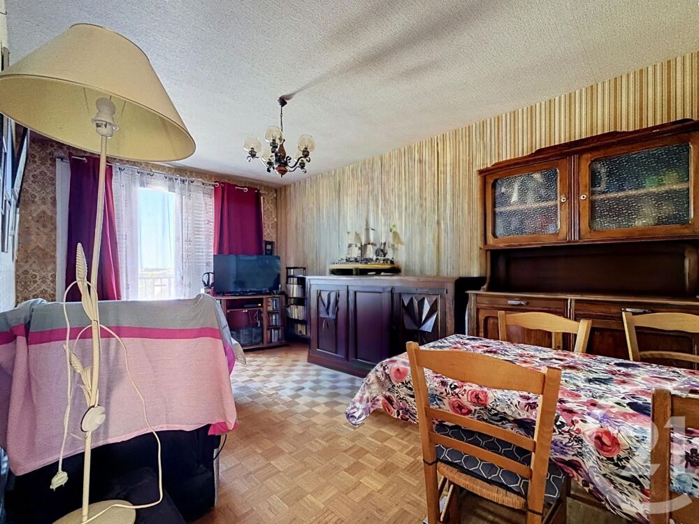 vente Maison - 4 pièce(s) - 153 m² Tronget (03240)