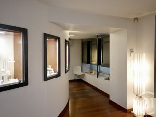  Appartement à louer 3 pièces 81 m²