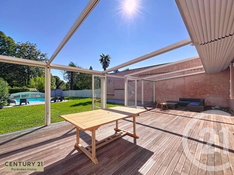  Maison  vendre 8 pices 210 m