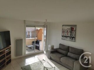  Appartement à louer 3 pièces 51 m²