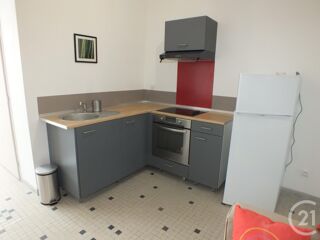  Appartement à louer 2 pièces 45 m²