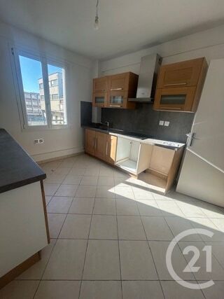  Appartement � louer 3 pi�ces 82 m�