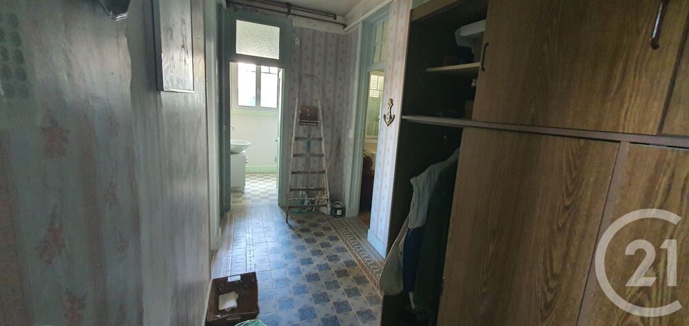 Situé au c½ur de Nevers, cet appartement de 62m² au rezd....